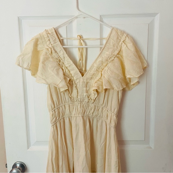 Shop Henly Ivory/cream Maxi Dress - Picture 7 of 7